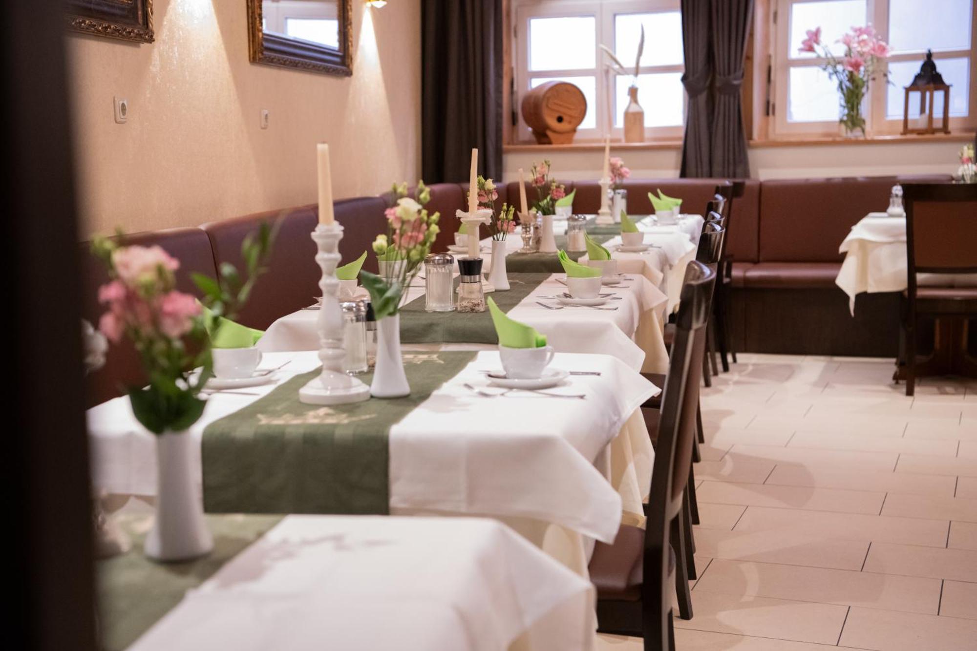 Hotel Zu Den Drei Kronen Seligenstadt Εξωτερικό φωτογραφία